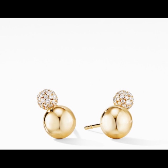 New in Box David Yurman Solari Stud Earrings in 18K Yellow Gold with Diamonds - Picture 3 of 9